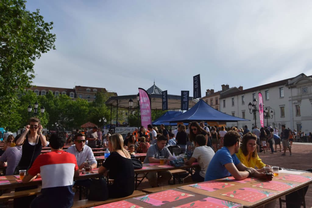 Les-Grandes-Tablées