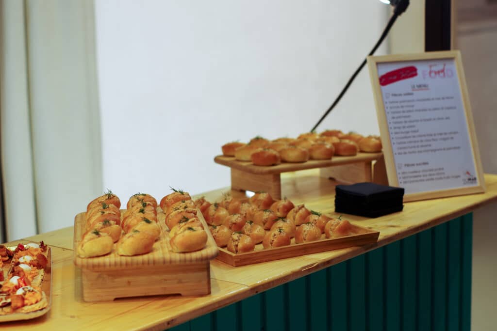 Cocktail street food